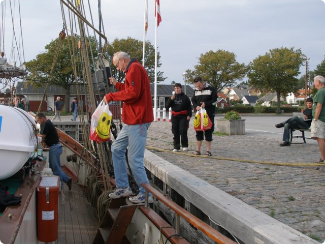 p9091138.jpg